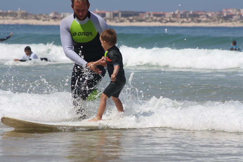 Foz Surfcamp 호텔 포즈도아렐로 외부 사진